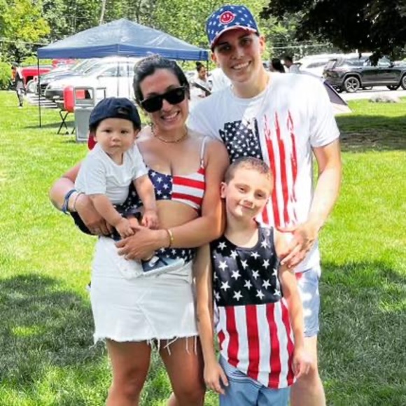 Meet your Posher, Jamie - Picture 1 of 1